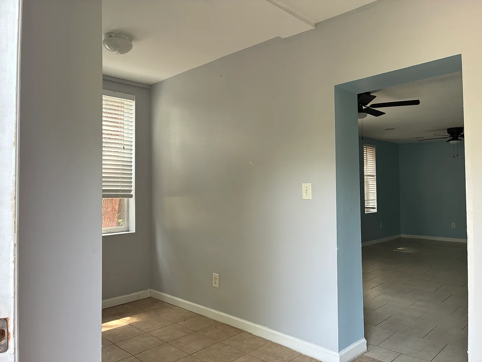 2 bed, 1200 sqft, $2,100 — Photo 4