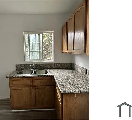 1462 E 92nd St #1 — Photo 5
