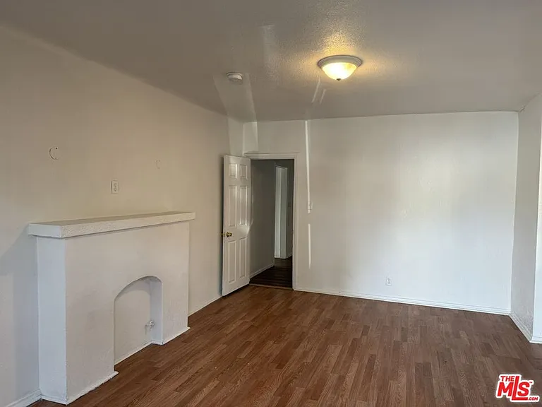 5042 Ferndale St — Photo 5