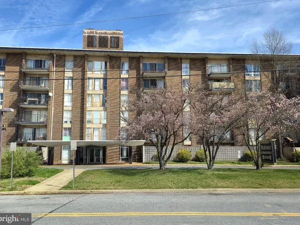6011 Emerson St APT 311, Bladensburg, MD 20710