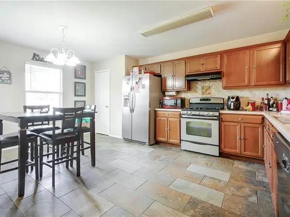 18316 Great Falls Dr, Manor, TX 78653