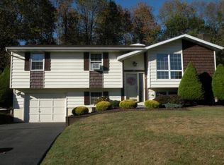 37 Maplewood Dr, Binghamton, NY 13901