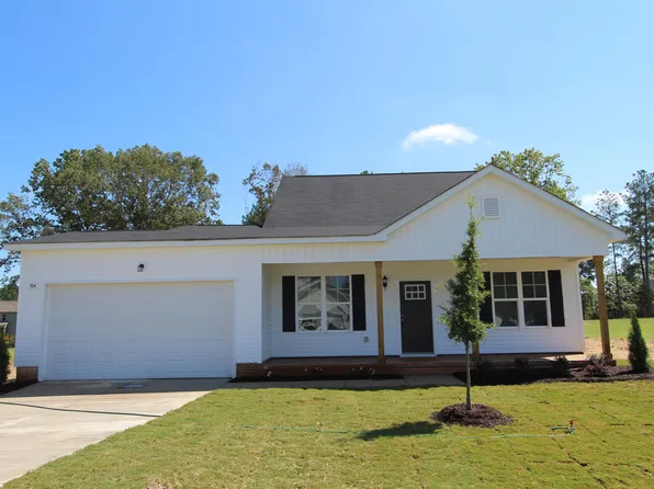 304 Olde Place Dr, Zebulon, NC 27597