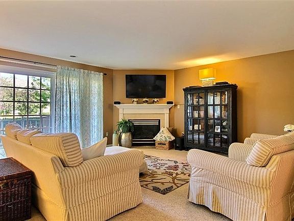 5th image of 9738 Parkway Dr