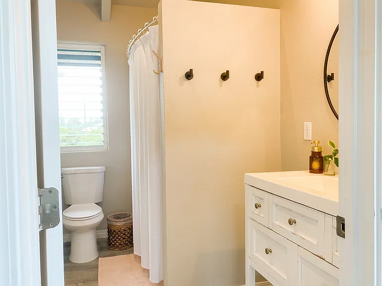 15-1724 6th Ave #4 — Photo 32