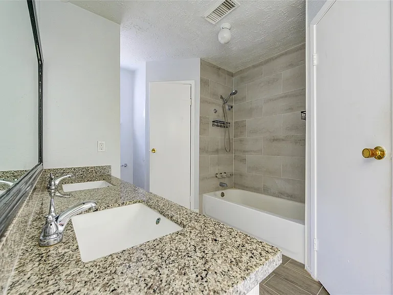 7506 Stone Pine Ln — Photo 14