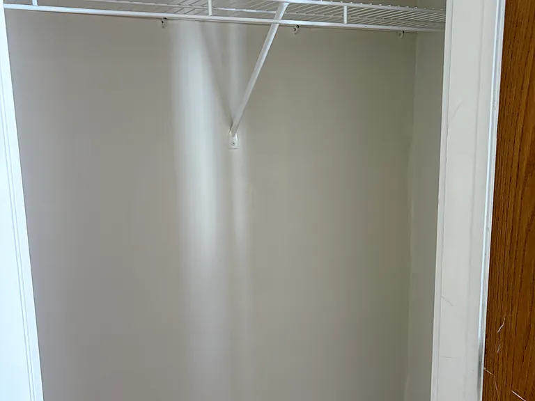 621 E 27th St #3 — Photo 6