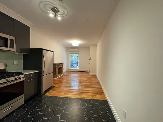 Rented by Corcoran | media 21