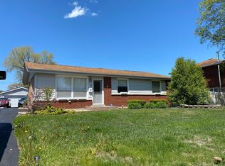 5510 Fairway Dr, Crestwood, IL 60418