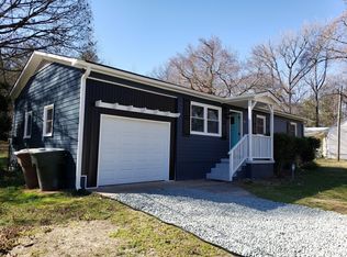 1801 Glenside Dr, Greensboro, NC 27405