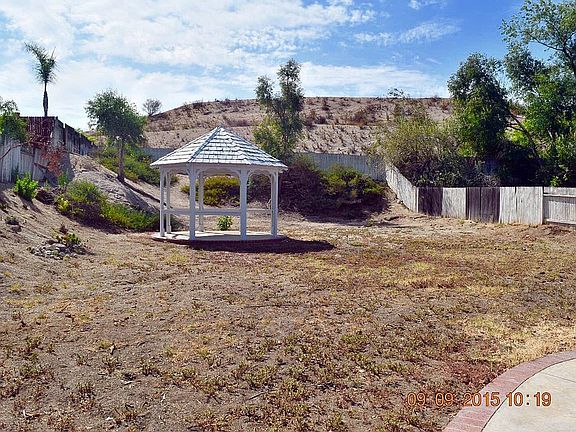 4th image of 22675 Sunnybrook Dr