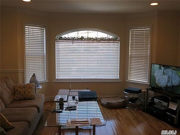 2nd image of 12 West Dr #A
