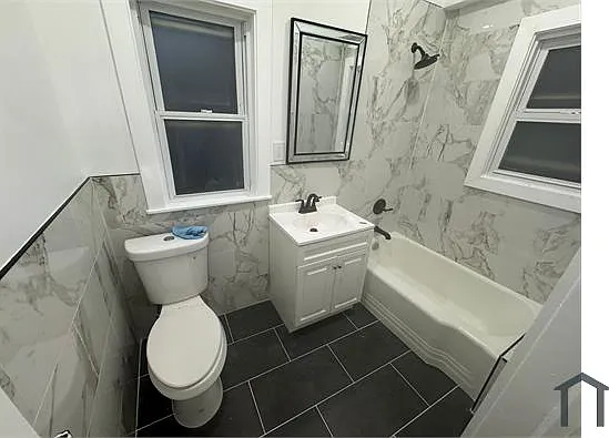 76 Wolf Pl — Photo 9