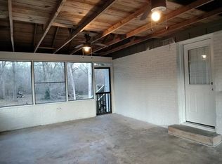 5266 River Rd, Ellenwood, GA 30294