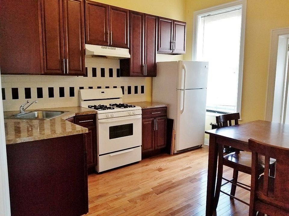 1st image of 2634 18th St APT 2F