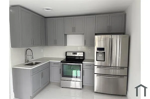 Building Photo - 1379 NW 55th Ter #1