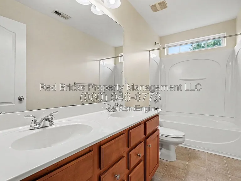 13502 Delstone Dr — Photo 27