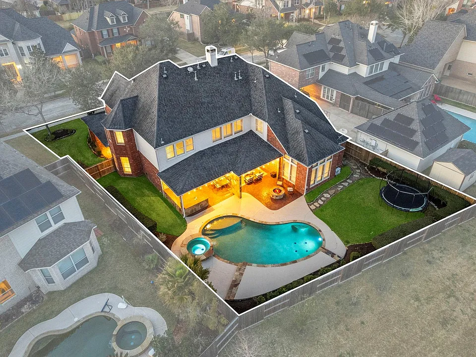 2822 Taylorcrest