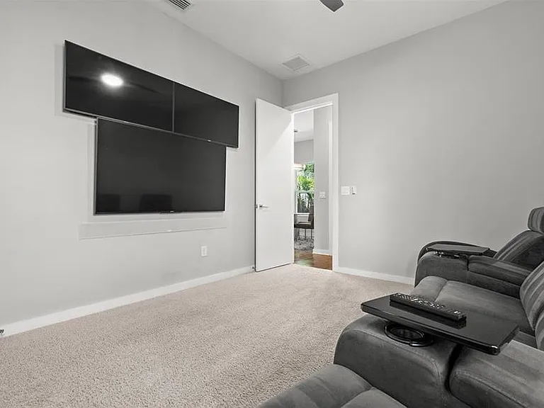 6717 S Dauphin Ave — Photo 21