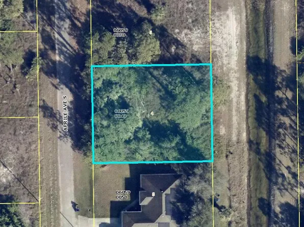 741 Aprile Avenue S, Lehigh Acres, FL 33974