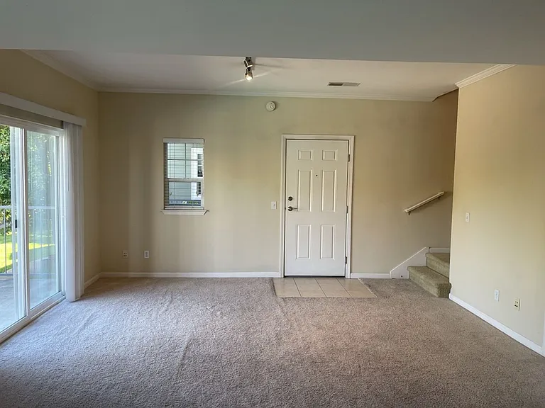 1818 Moore Blvd #214 — Photo 2