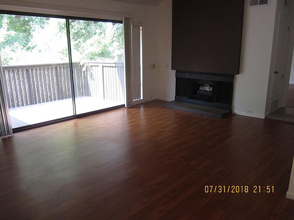 2nd image of 702 Woodside Ln