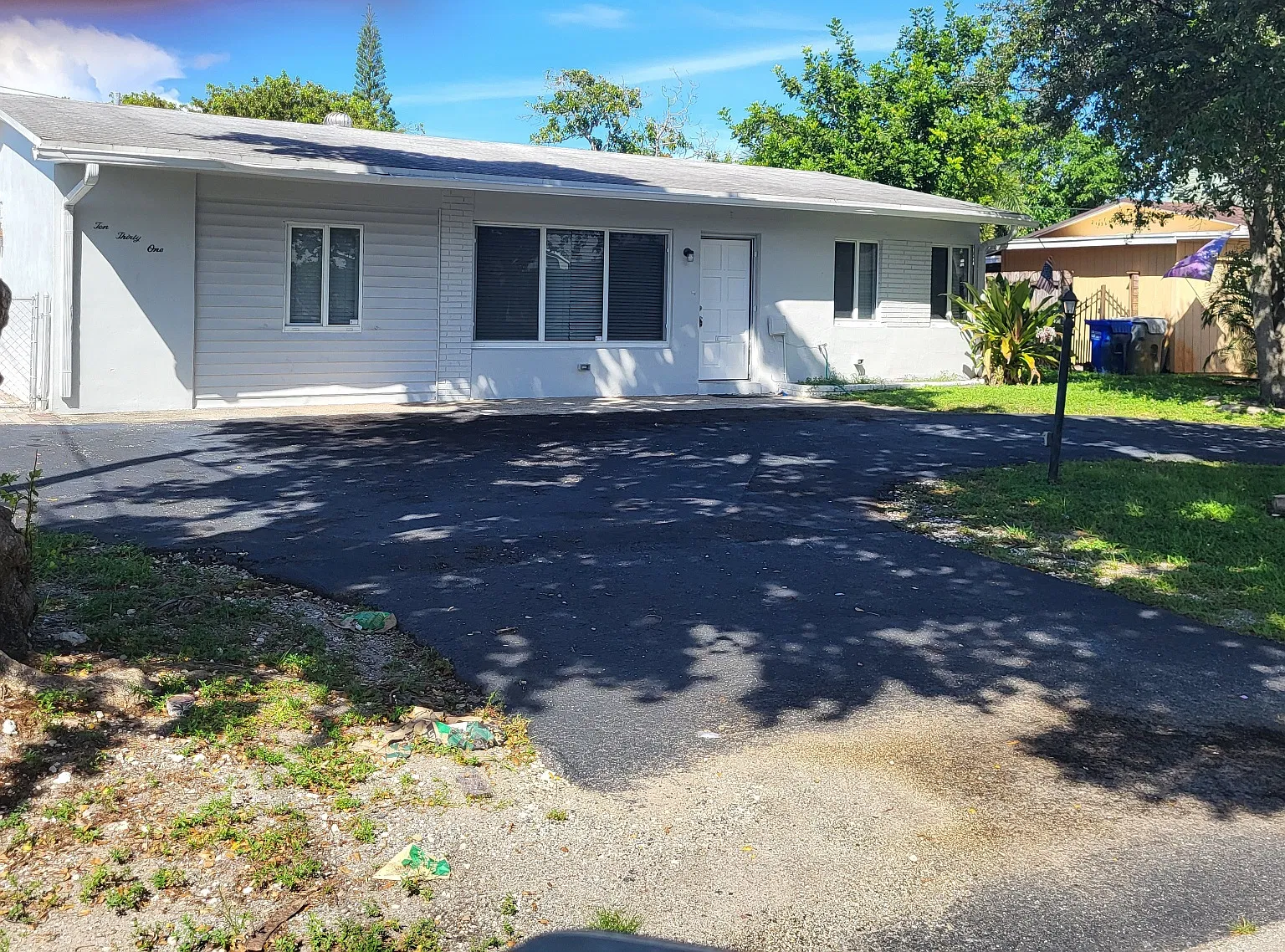 3 bed, 1232 sqft, $3,400 — Photo 1