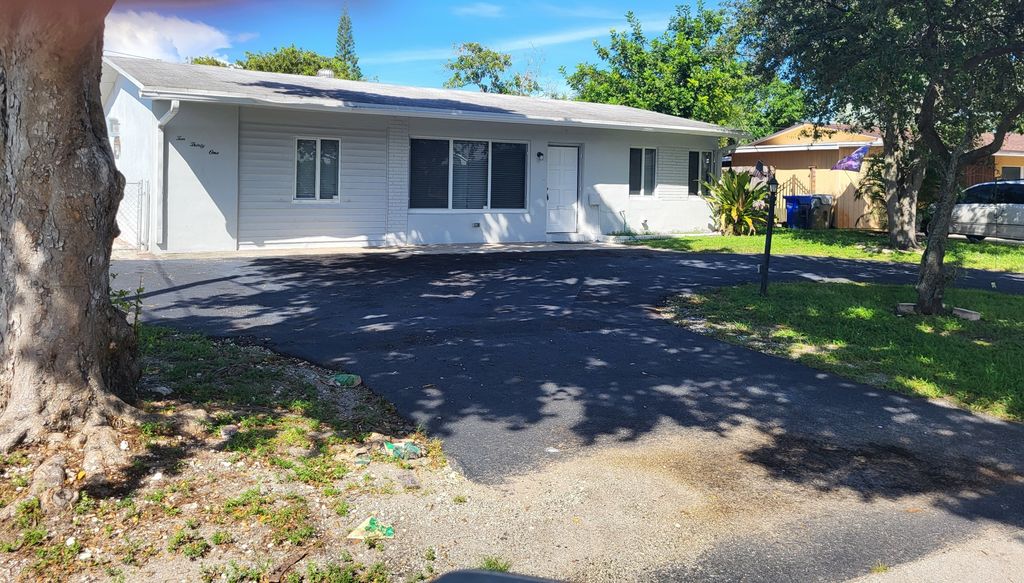 1031 NE 23rd Pl, Pompano Beach