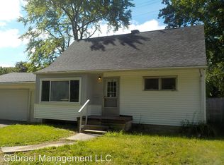 1502 Greenbrook Ln, Flint, MI 48507