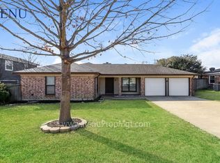 1508 Timbercreek Rd, Benbrook, TX 76126