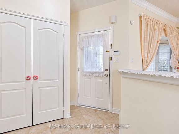 4th image of 27 Avenida St