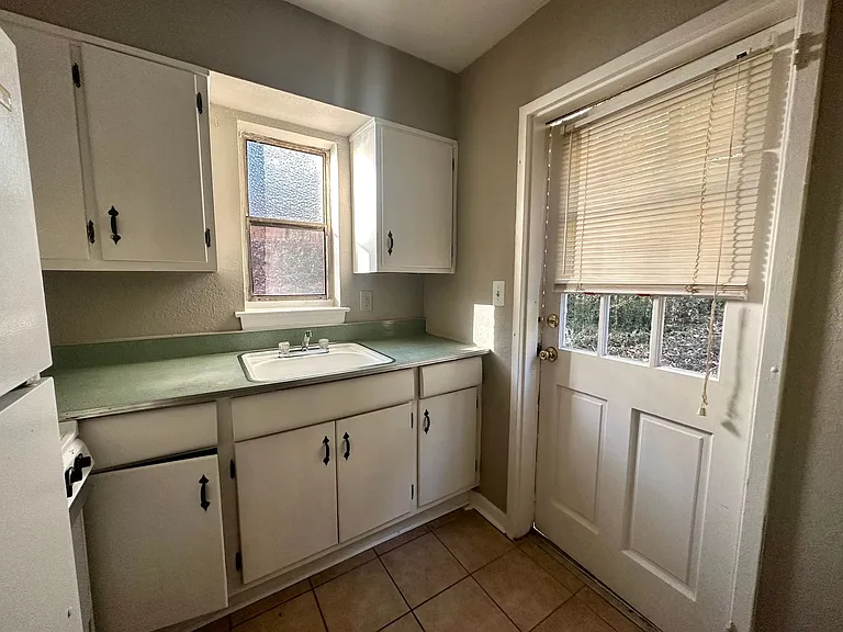 3301 Navajo Dr — Photo 27