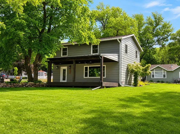 1404 4th St, Milford, IA 51351
