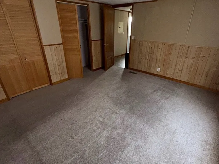 10F Holt Ln — Photo 5