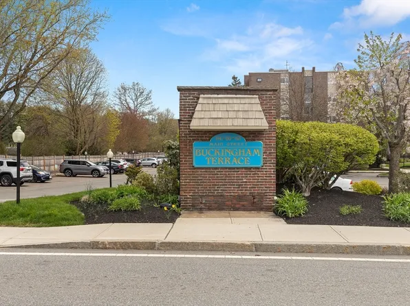 64 Main St APT 14B, Stoneham, MA 02180