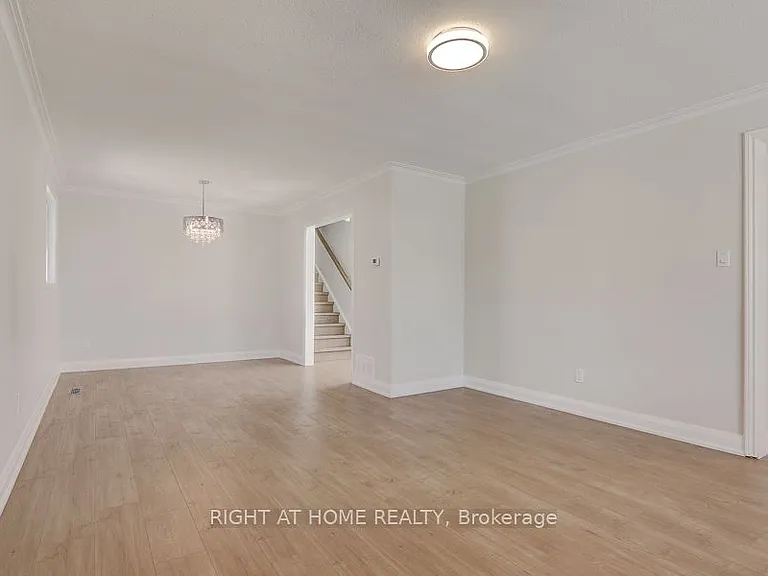 2126 Varency Dr — Photo 11