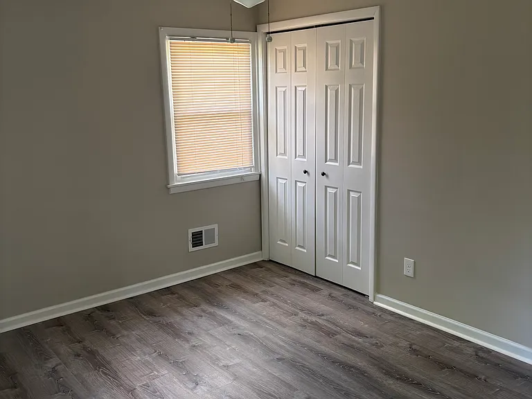30 Camelot Dr #3 — Photo 8