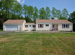 27 Cemetery Rd, East Windsor, CT 06088