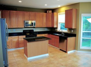 143 Timber Oak Dr, Powell, OH