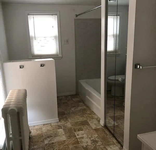 119 N Church St #B — Photo 11