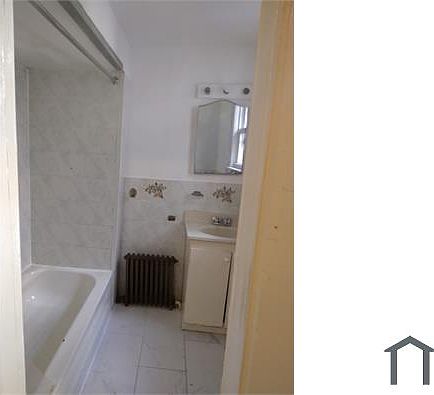1st image of 349 Walnut St APT 2