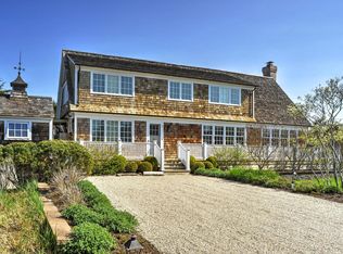 112 Central Ave, Amagansett, NY 11930