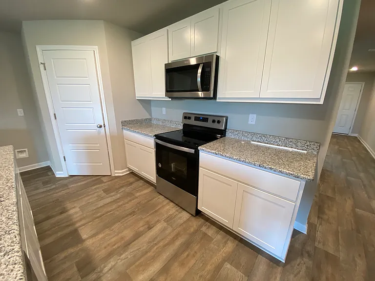 8018 Irwin Loop — Photo 11