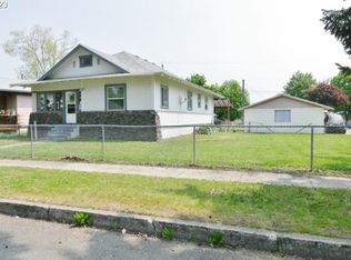 1003 13th St, La Grande, OR 97850