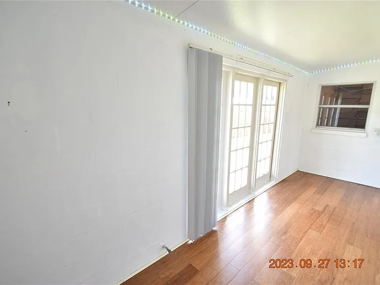 604 Southwood Cv — Photo 31
