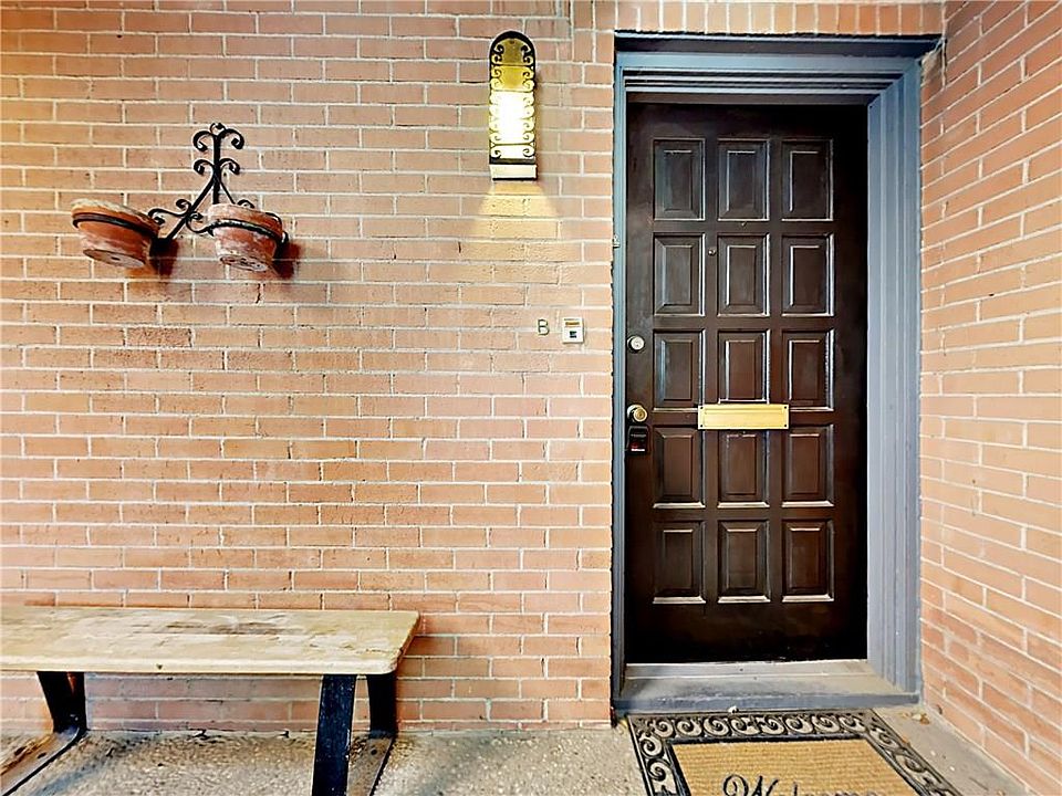 1st image of 524 E Avenue J APT B