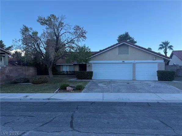 8909 Silvagni Dr, Las Vegas, NV 89117