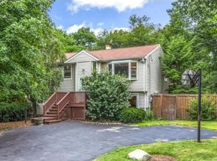 26 Christina Ave, Billerica, MA 01821