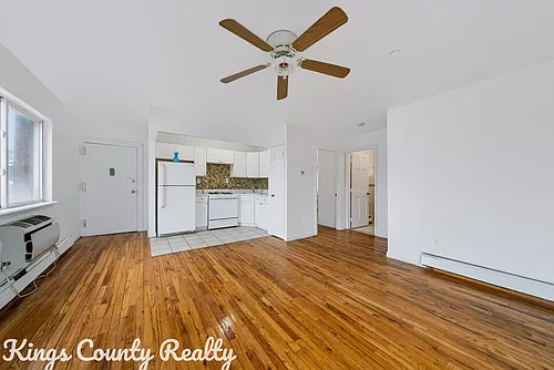 8914 S Conduit Ave #3A Photo 1