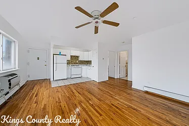 89-14 South Conduit Avenue